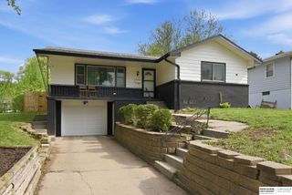 4864 Saratoga Street, Omaha, NE 68104