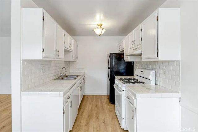 262 W Valencia Avenue C, Burbank, CA 91502