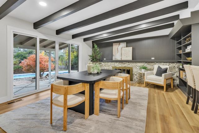 8200 Shangrila Dr, Fair Oaks, CA 95628