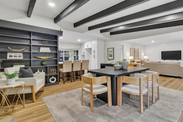 8200 Shangrila Dr, Fair Oaks, CA 95628