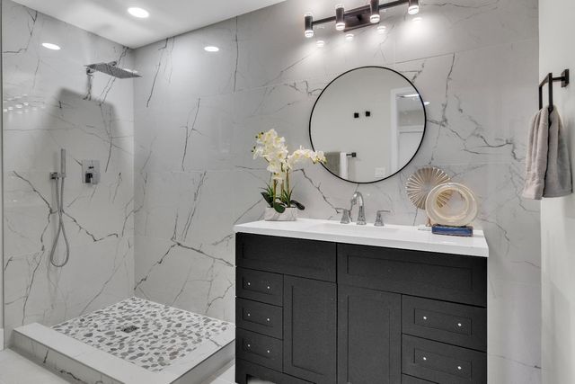 8200 Shangrila Dr, Fair Oaks, CA 95628