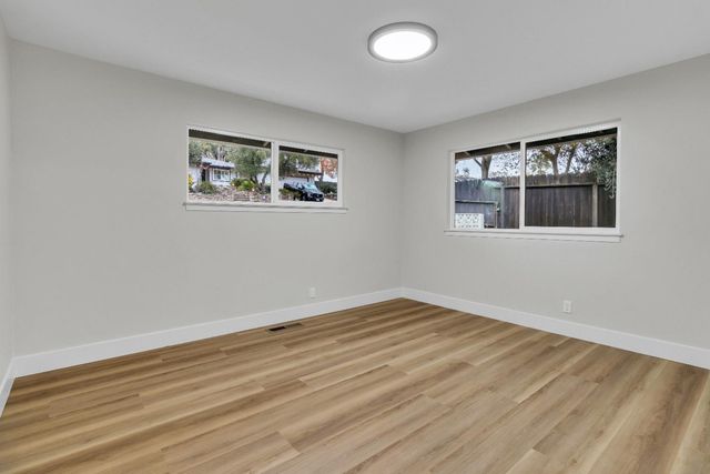 8200 Shangrila Dr, Fair Oaks, CA 95628