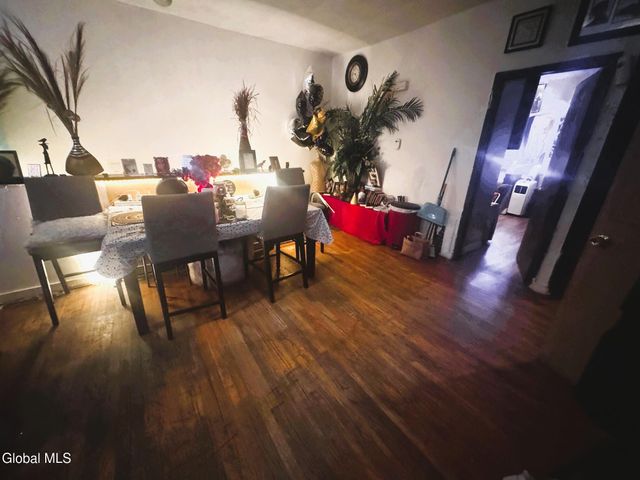 31 3rd Avenue, Albany, NY 12202