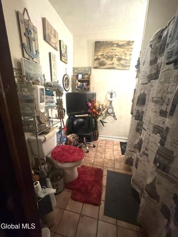 31 3rd Avenue, Albany, NY 12202