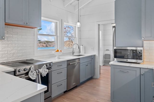 309 Barnes Road, Oak Bluffs, MA 02557