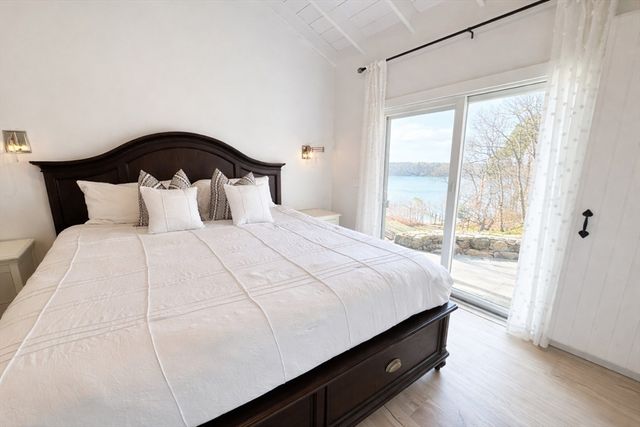 309 Barnes Road, Oak Bluffs, MA 02557
