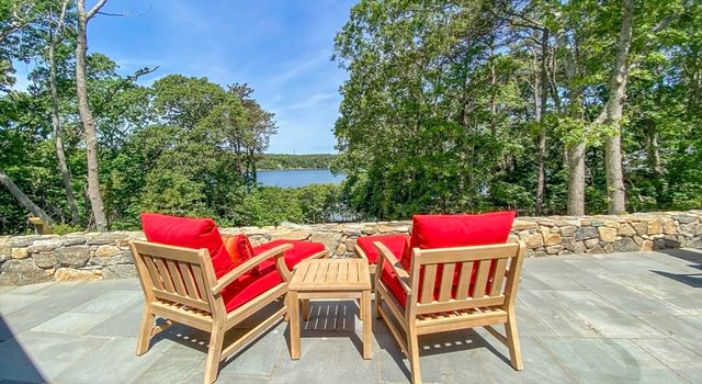 309 Barnes Road, Oak Bluffs, MA 02557