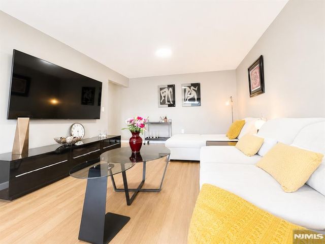 605 Grove Street H3, Clifton, NJ 07013