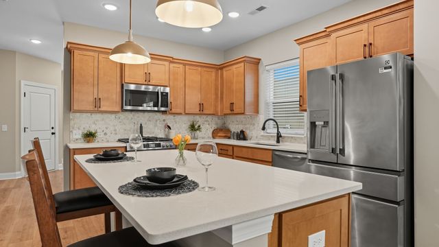 1069 Linn Cove Ct, Gallatin, TN 37066