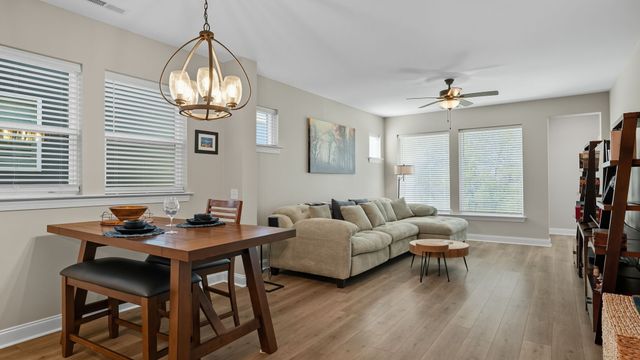 1069 Linn Cove Ct, Gallatin, TN 37066