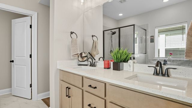 1069 Linn Cove Ct, Gallatin, TN 37066