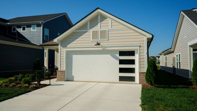 1069 Linn Cove Ct, Gallatin, TN 37066