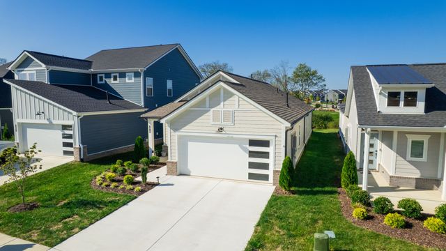 1069 Linn Cove Ct, Gallatin, TN 37066