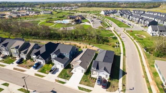 1069 Linn Cove Ct, Gallatin, TN 37066