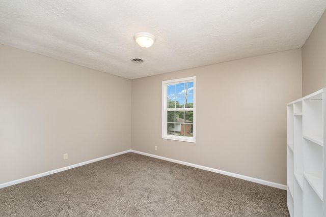 645 Hidden Hill Dr, Hermitage, TN 37076