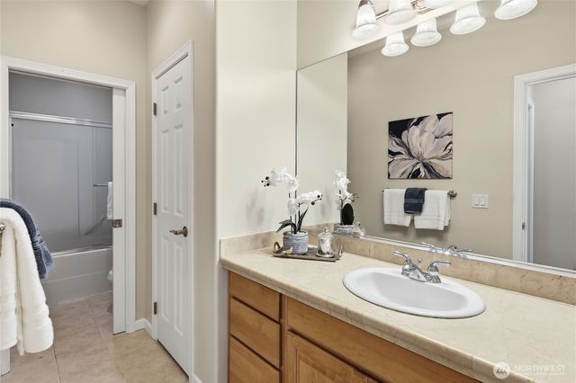 4354 NW Westgate Rd, Silverdale, WA 98383