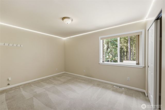 4354 NW Westgate Rd, Silverdale, WA 98383
