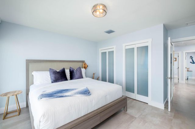 94825 Overseas Highway 204, Key Largo, FL 33037