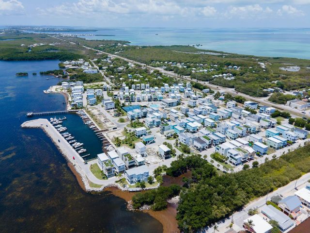 94825 Overseas Highway 204, Key Largo, FL 33037