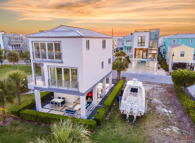 94825 Overseas Highway 204, Key Largo, FL 33037