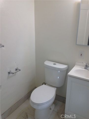 1232 E Broadway, Long Beach, CA 90802