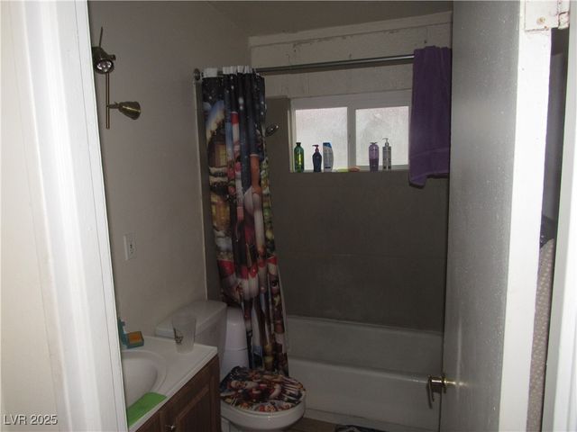 2409 Maroney Avenue, Las Vegas, NV 89104