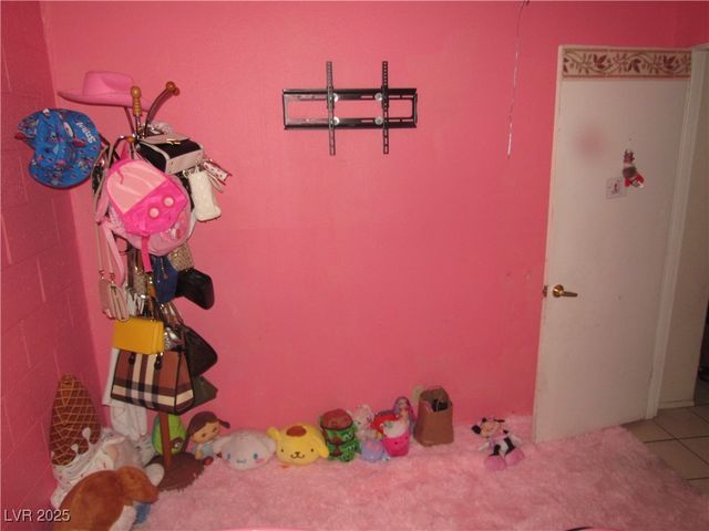 2409 Maroney Avenue, Las Vegas, NV 89104