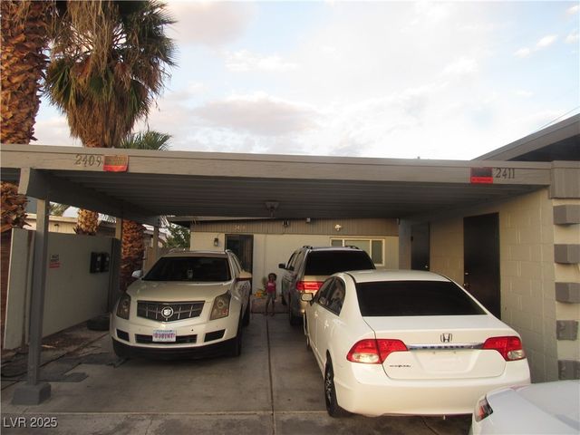 2409 Maroney Avenue, Las Vegas, NV 89104