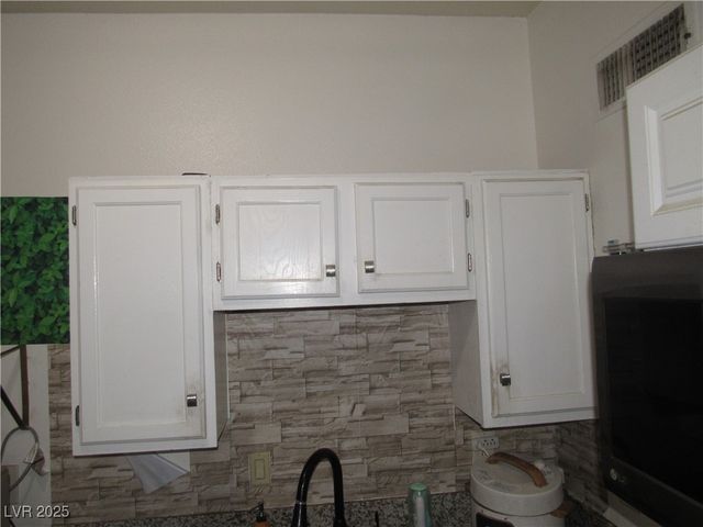 2409 Maroney Avenue, Las Vegas, NV 89104