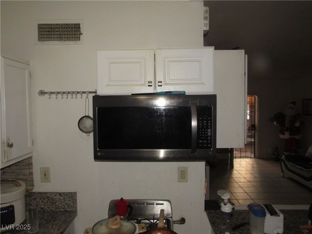 2409 Maroney Avenue, Las Vegas, NV 89104