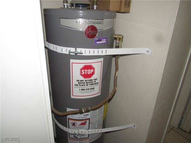 2409 Maroney Avenue, Las Vegas, NV 89104