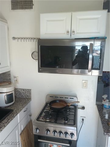 2409 Maroney Avenue, Las Vegas, NV 89104