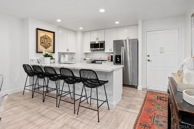 2500 Torrey Pines Rd 201, La Jolla, CA 92037