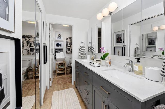 2500 Torrey Pines Rd 201, La Jolla, CA 92037