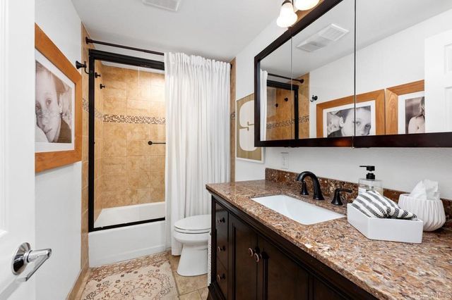 2500 Torrey Pines Rd 201, La Jolla, CA 92037