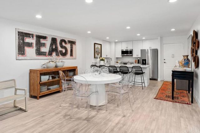 2500 Torrey Pines Rd 201, La Jolla, CA 92037