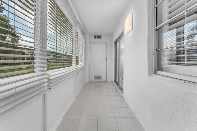 290 Farnham M 290, Deerfield Beach, FL 33442