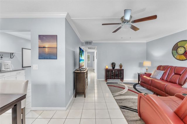 290 Farnham M 290, Deerfield Beach, FL 33442