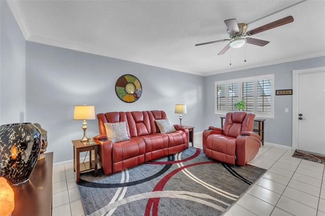 290 Farnham M 290, Deerfield Beach, FL 33442