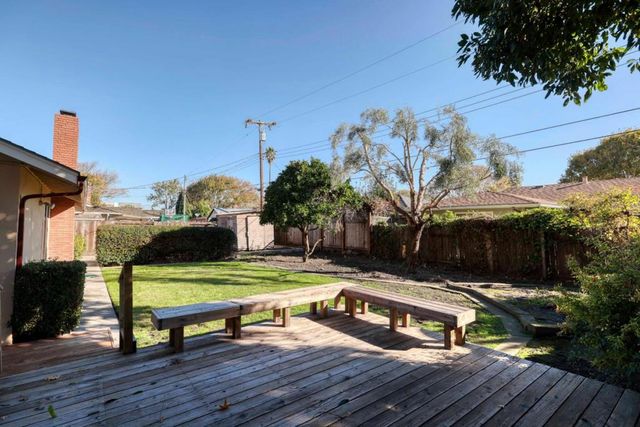 1159 Wilgart Way, Salinas, CA 93901