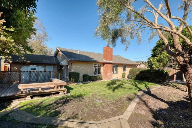 1159 Wilgart Way, Salinas, CA 93901