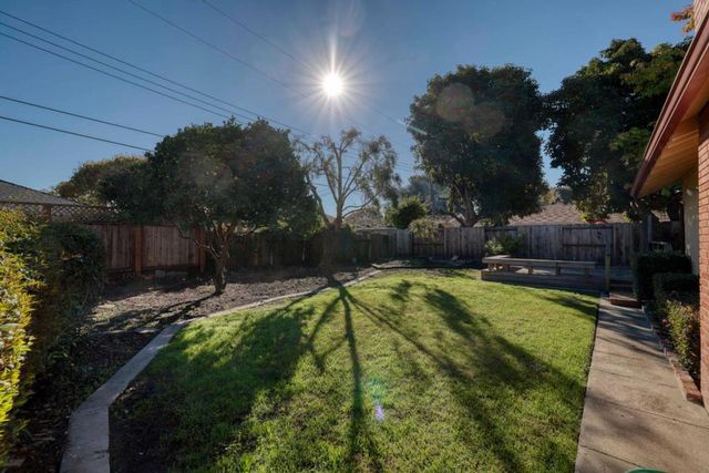 1159 Wilgart Way, Salinas, CA 93901