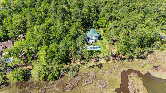 1031 Belvedere Court NE, Townsend, GA 31331
