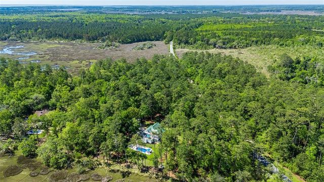 1031 Belvedere Court NE, Townsend, GA 31331