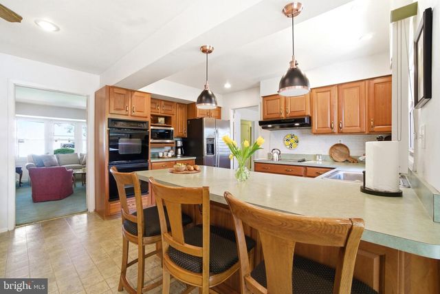 3 TYLER DR, Willingboro, NJ 08046