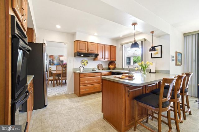 3 TYLER DR, Willingboro, NJ 08046