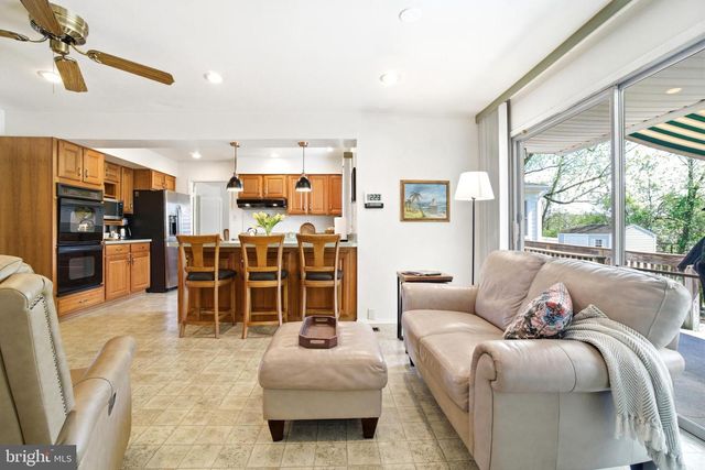 3 TYLER DR, Willingboro, NJ 08046