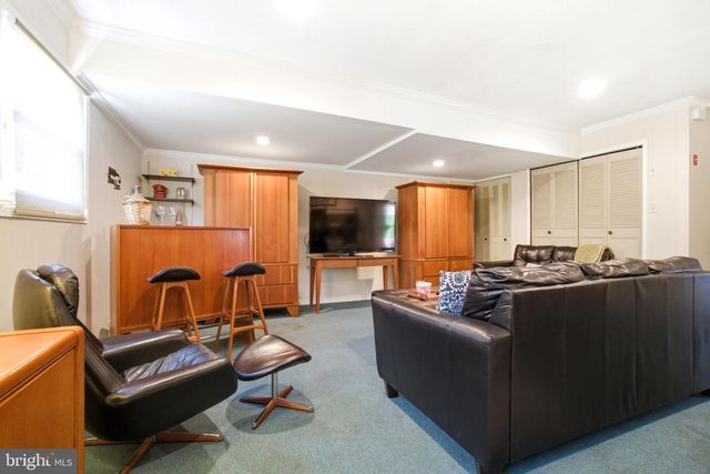 3 TYLER DR, Willingboro, NJ 08046