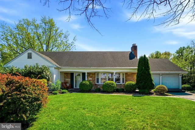 3 TYLER DR, Willingboro, NJ 08046