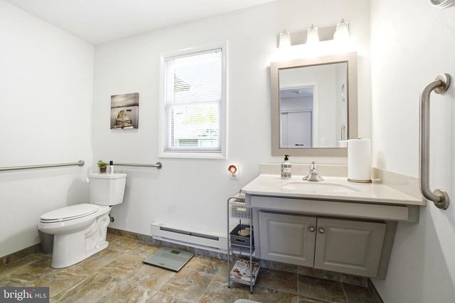 3 TYLER DR, Willingboro, NJ 08046